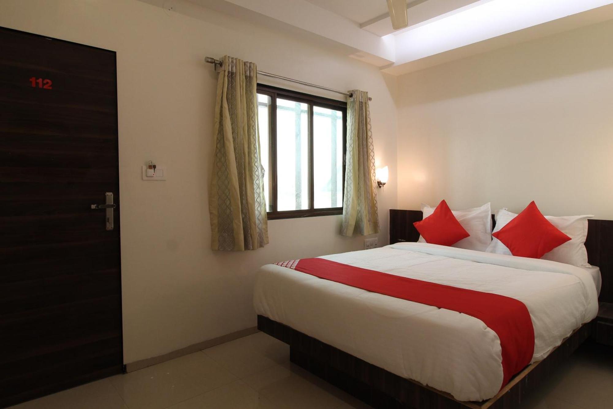 โอโย 39998 นิว ปูเน่ เรซิเดนซี Hotel Dehu ภายนอก รูปภาพ