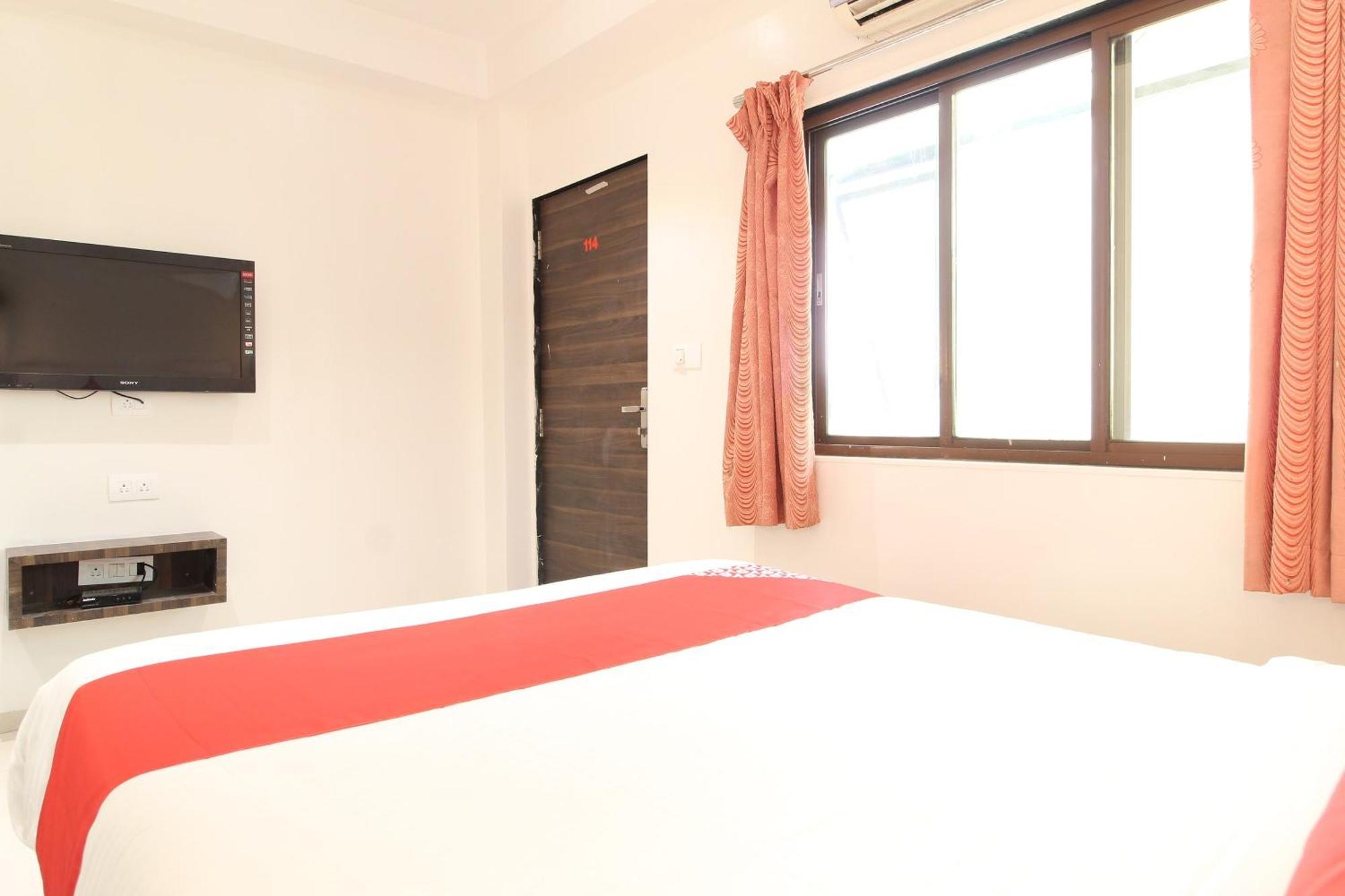 โอโย 39998 นิว ปูเน่ เรซิเดนซี Hotel Dehu ภายนอก รูปภาพ